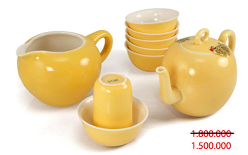 Yellow Porcelain Tea Ware