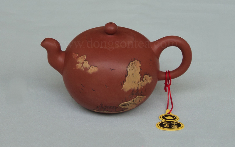 Traditional ceramic tea pot 5503